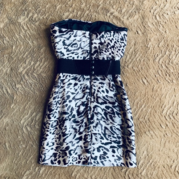 Bebe dress - Picture 2 of 3